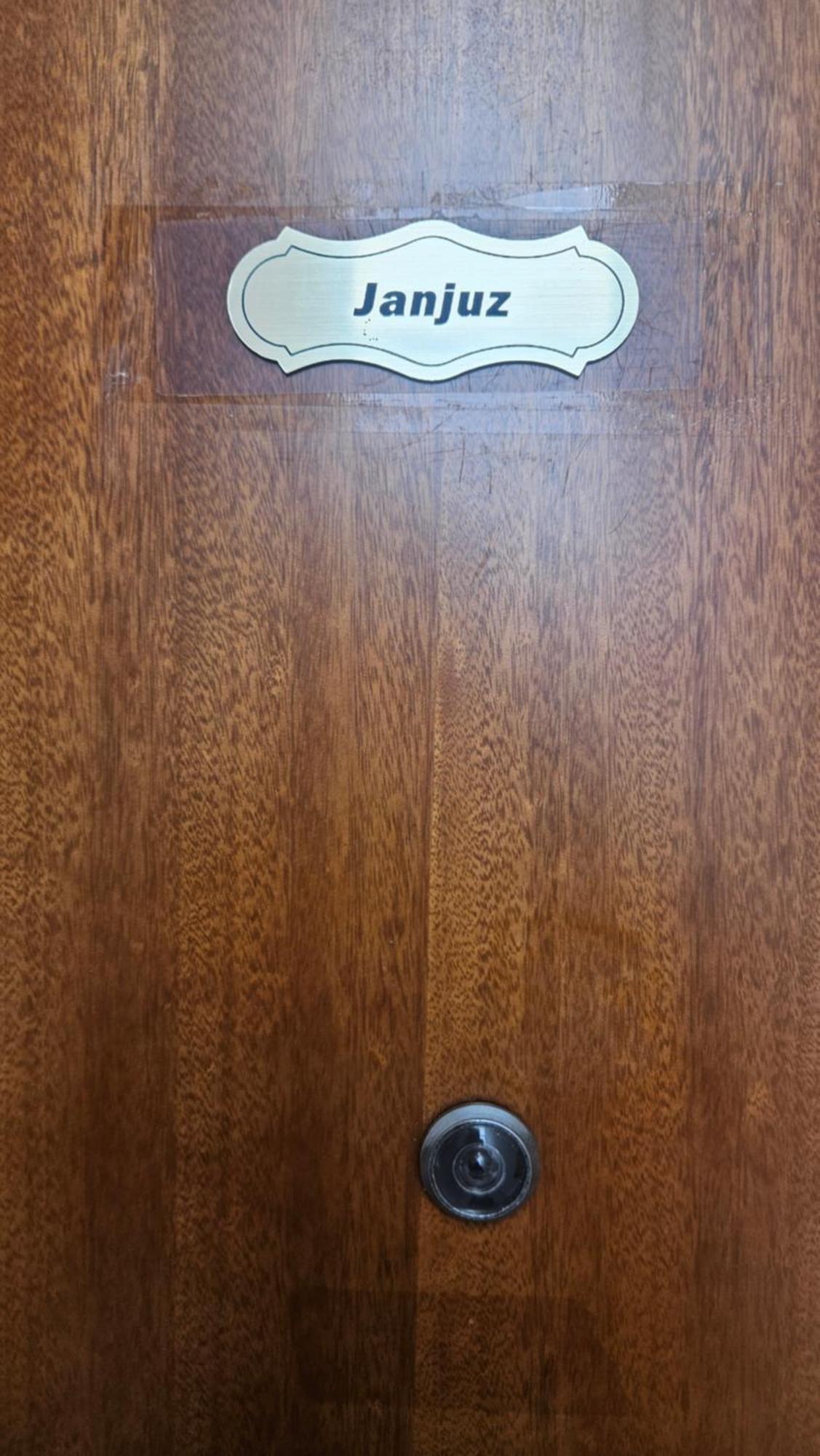 자그레브 Apartman In Club 아파트 외부 사진